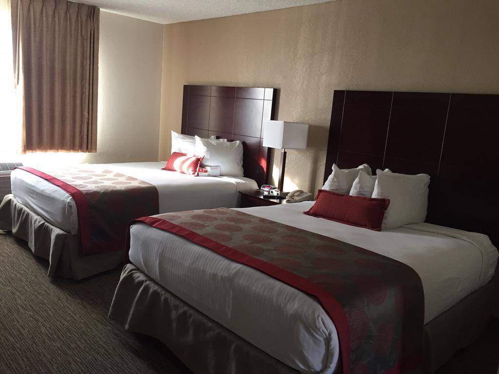 Ramada Tucson East Hotel ภายนอก รูปภาพ
