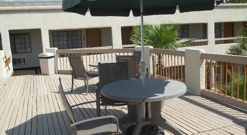Ramada Tucson East Hotel ภายนอก รูปภาพ